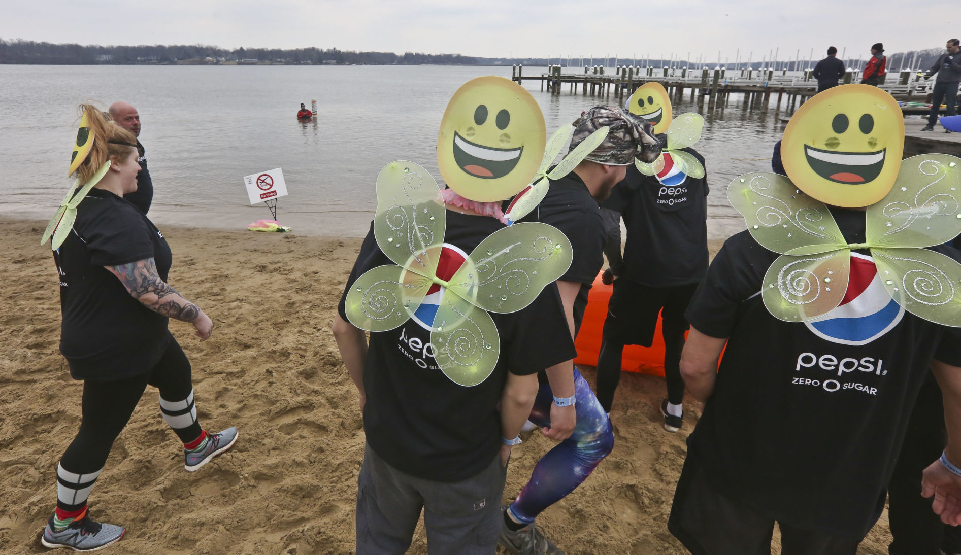 Polar Plunge 35 3.02.19.JPG